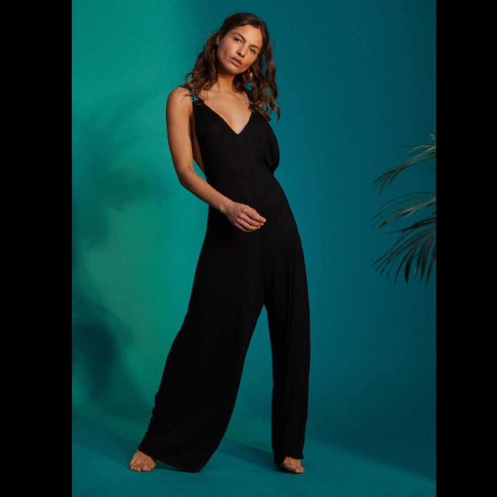 4 LARA BEYON THE BEACH Delmar Jersey Jumpsuit